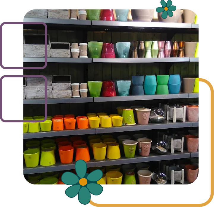 Section Pots et décorations de la page Produits & services du P'tit Jardin, jardinerie et fleuriste à Briançon.